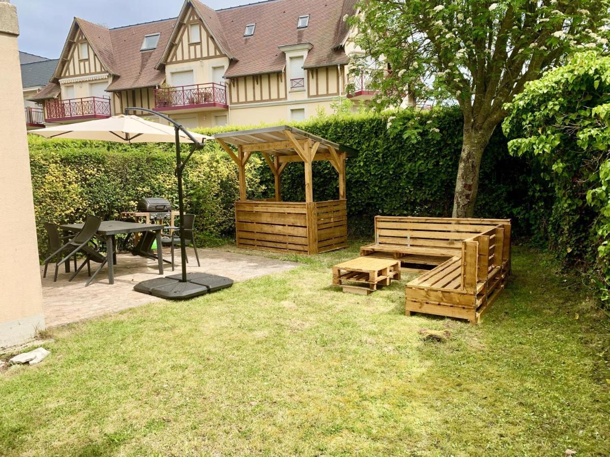Appart 5 Pers - 500M De La Plage & Proche Thalasso Daire Cabourg Dış mekan fotoğraf